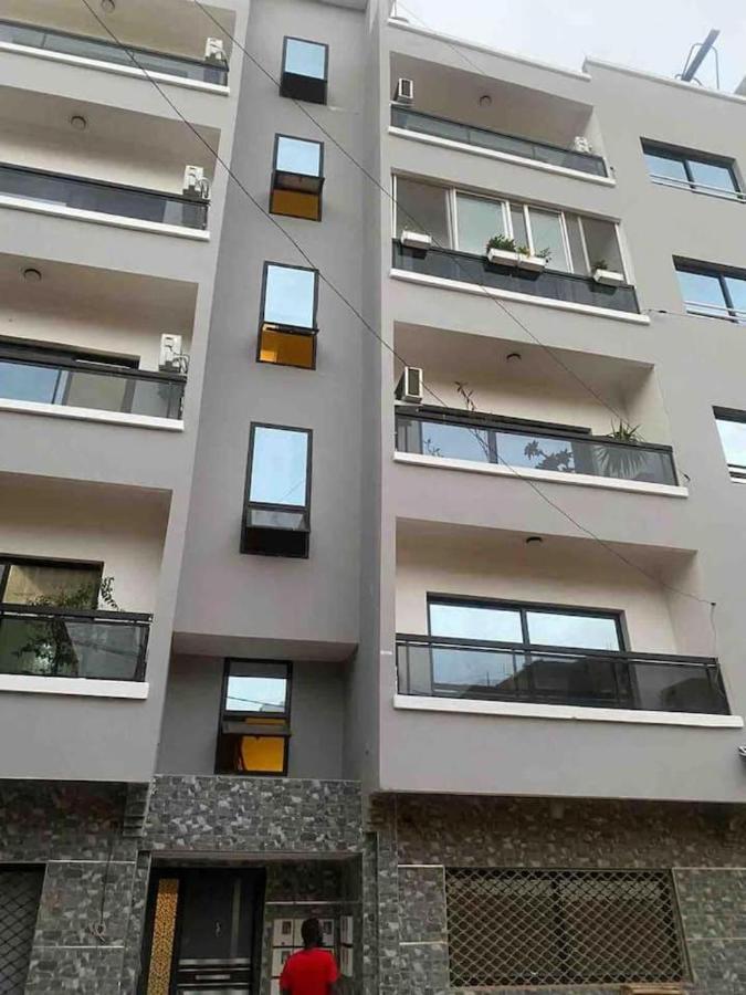 Room In Apartment - Quiet Room In Residence No69 Dakar Exterior foto